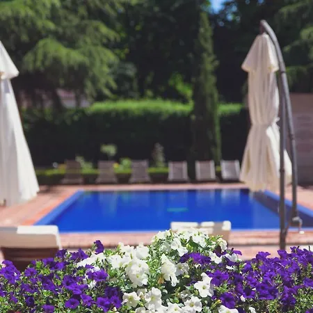 Mare Brand New, Cozy And Spacious Apartment *